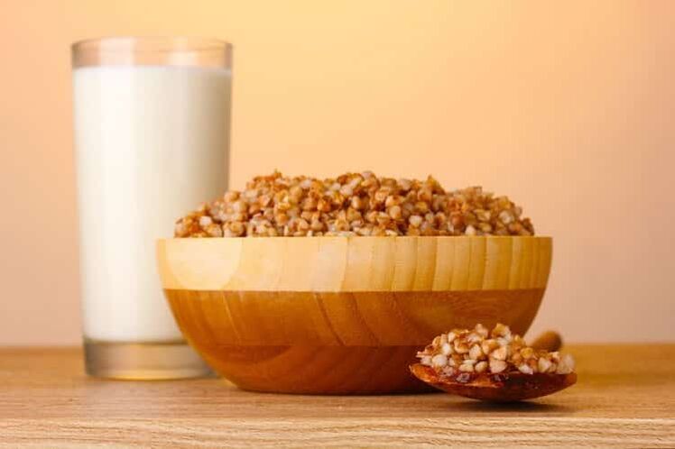Buckwheat mash and glass of milk