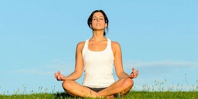 technique of performing exercises for weight loss on the stomach and hips